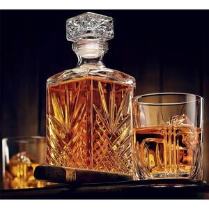 Bormioli Rocco Selecta Collection Whiskey Decanter – Sophisticated Diamond